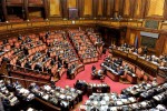 Grandi manovre in corso al senato, Verdini e Alfano perdono pezzi item-thumbnail
